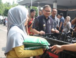 Operasi Pasar Pemkot Batu di Hari Ketiga Diserbu Masyarakat