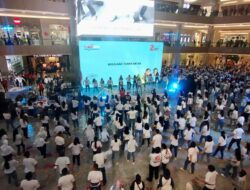 Unik! Gen Z PSI Surabaya Bareng-bareng Flash Mob Goyang Gemoy Dukung Prabowo-Gibran