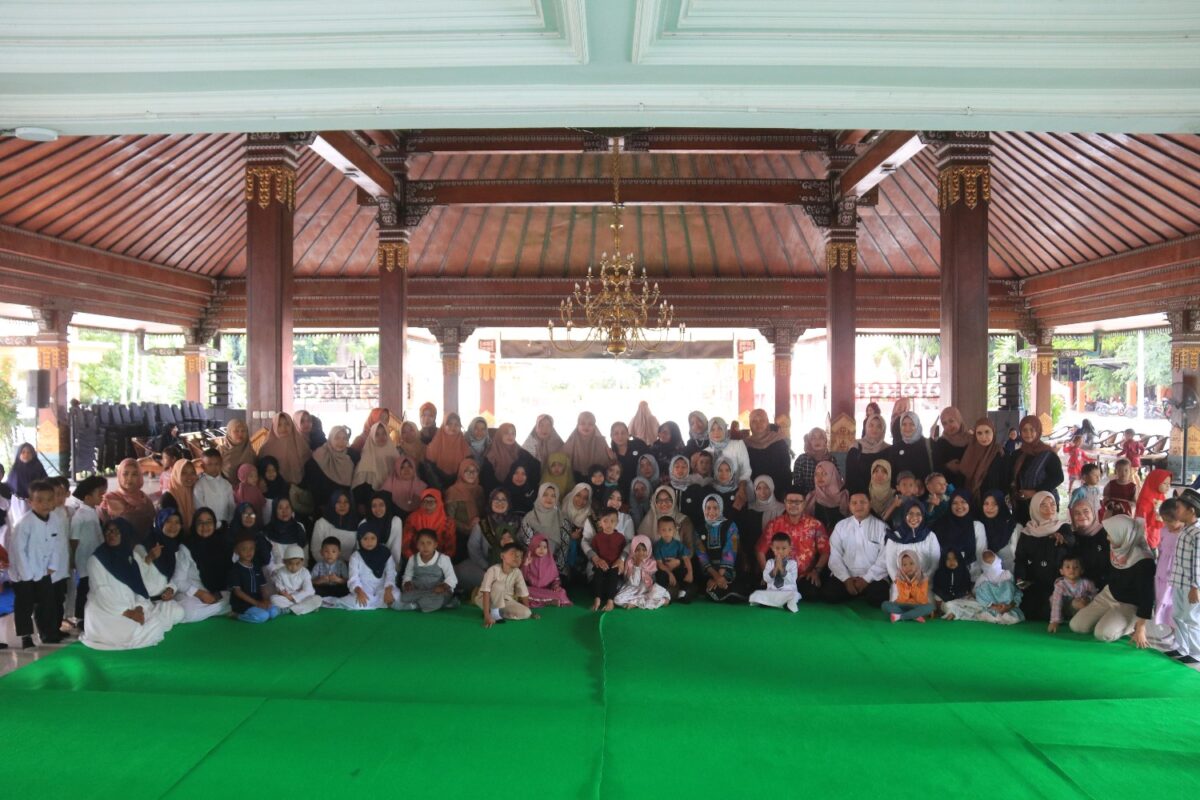 bupati mojokerto hadiri dies natalis tk pertiwi dan peringatan isra miraj 20240204 081608