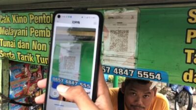 Unik, Penjual Pentol Keliling di Mojosari Mojokerto Layani Transaksi Non Tunai