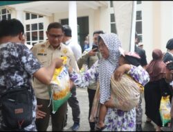 Pj Wali Kota Batu Pantau Operasi Pasar Murah di Desa Pandanrejo, untuk Menekan Inflasi