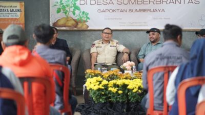 IMG 20240302 223034 1 1 Pj Wali Kota Batu Aries Agung Paewai hadir dalam kegiatan acara Pertemuan Gapoktan Sumberbrantas, Sabtu (2/3/2024). (Yan/kabarterdepan.com)