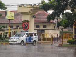 Ledakan Keras di Surabaya, Kapolda Jatim Tepis Informasi Anggota Bunuh Diri