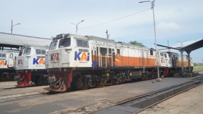 KAI Daop 8 Surabaya Siapkan 59 Lokomotif dan 341 Kereta Penumpang Lebaran