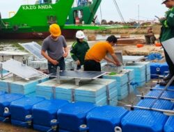ITS Luncurkan PLTS Apung Laut Pertama di Indonesia