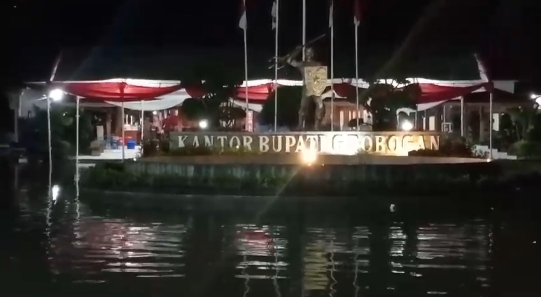 IMG 20240327 222237 1 Kondisi kantor Pemda Grobogan yang kembali banjir, Rabu (27/3/2024). (Masrikin/kabarterdepan.com)