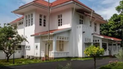 Rumah dinas Kepala Perwakilan BI Jawa Tengah. (Ahmad/kabarterdepan.com) 