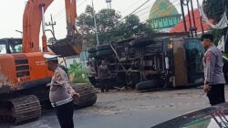 Sering Jadi Penyebab Kecelakaan, Pembatas Jalan Depan SPN Polda Jatim di Mojokerto Akan Dievaluasi