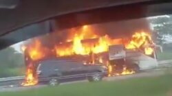 Kronologi Bus Pahala Kencana Ludes Terbakar di Tol Jombang-Mojokerto