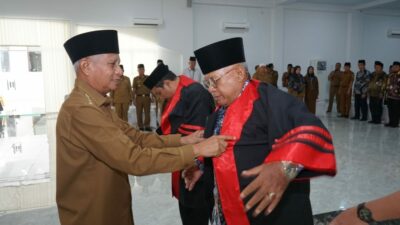 Bupati Asahan, Surya saat melantik dewan Hakim MTQ ke-55 Kabupaten Asahan. (Adha/kabarterdepan.com) 