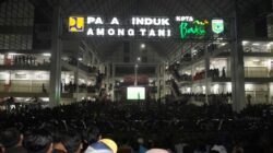 Meriah, Ribuan Warga Kota Batu Nobar Semifinal Piala Asia U-23 AFC 2024 di Pasar Induk Among Tani