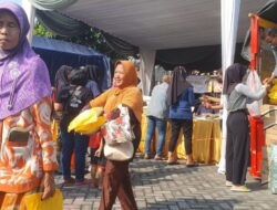Warga Antusias Menyambut Pasar Murah di Sidoarjo