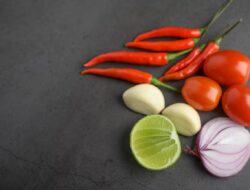 Perkembangan Harga Bahan Pokok di Mojokerto Hari Ini, Bawang Naik Cabai Turun