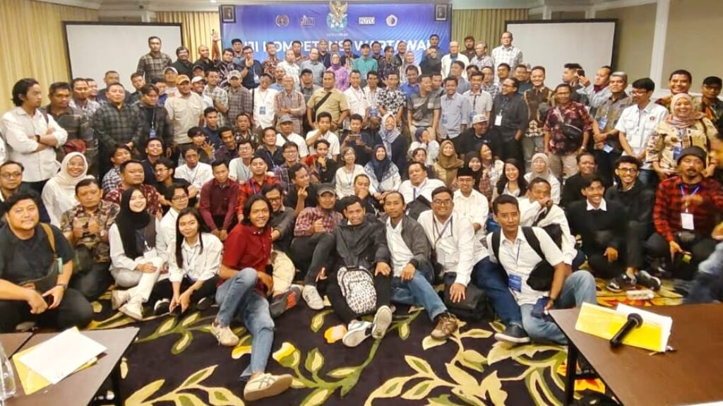 133 wartawan mengikuti Uji Kompetensi Wartawan (UKW) yang diselenggarakan Dewan Pers di Hotel Oakwood Surabaya (PFI / Panitia UKW Dewan Pers Jatim)