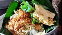 Nasi Pecel Bu Sumo Semarang, Porsinya Banyak dan Enak