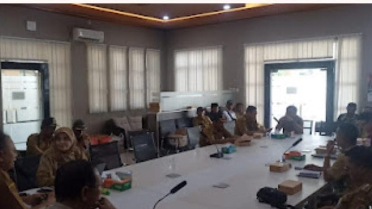 Rakor DPRKPCK Jember bahas SK biru. (Lana/kabarterdepan.com)