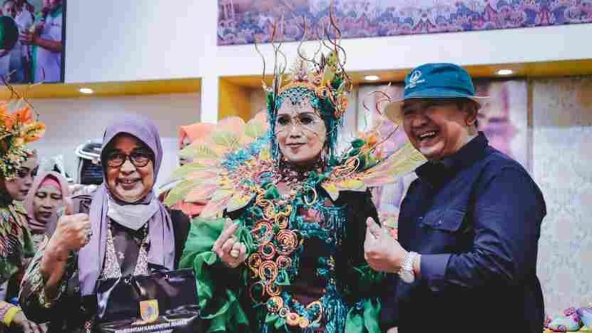 IMG 20240515 WA0111 1 Peserta dari Jember di HUT Dekranas. (Lana/kabarterdepan.com)