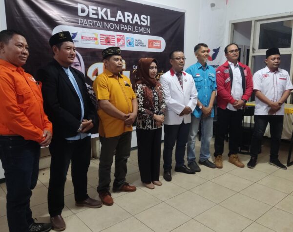 Kinerjanya Memuaskan, 7 Partai Non Parlemen Kompak Dukung Ning Ita Maju Bacalon Wali Kota Mojokerto