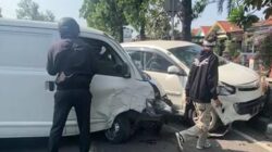 3 Mobil Terlibat Kecelakaan di Mojosari