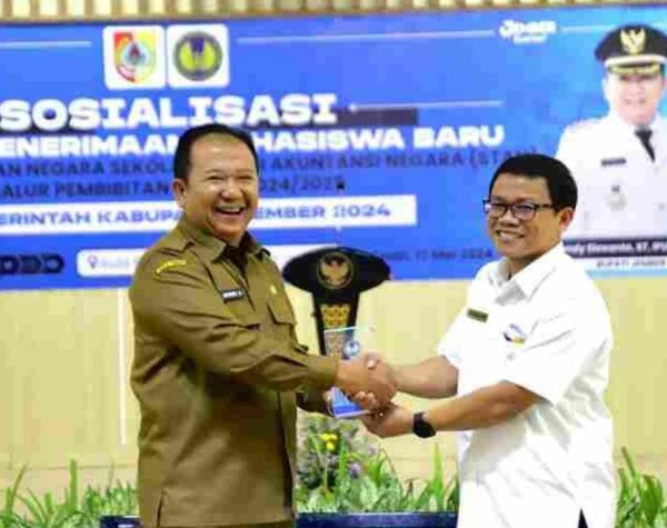 Bangga! 10 Pelajar Jember Diterima di STAN