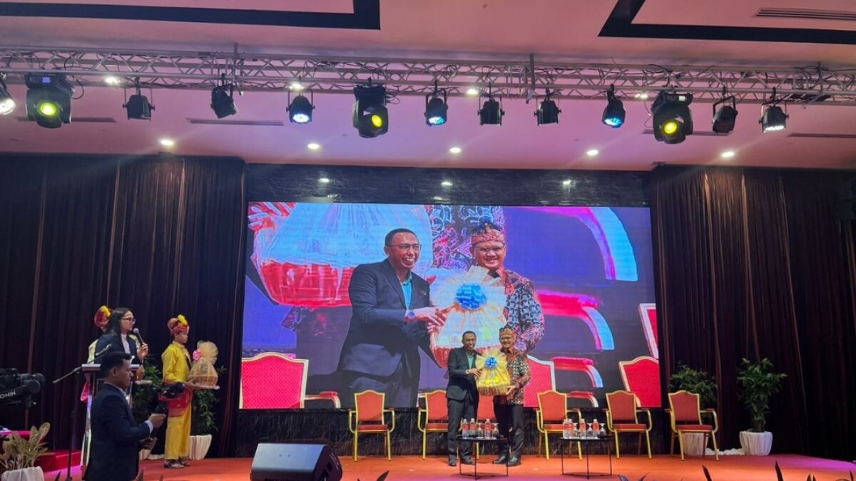 Pj Wali Kota Batu Promosikan Potensi Pariwisata Kota Batu di TPO Regional Meeting 2024 Malaysia