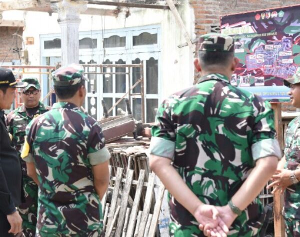 Plt Bupati Sidoarjo dan Tim Wasev TMMD Ke-120 Tinjau Desa Penambangan