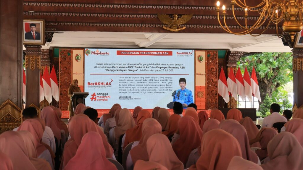 Gelar Pembekalan PPPK, Bupati Mojokerto Tekankan Jaga Core Value BerAKHLAK dan 3 Komitmen ASN