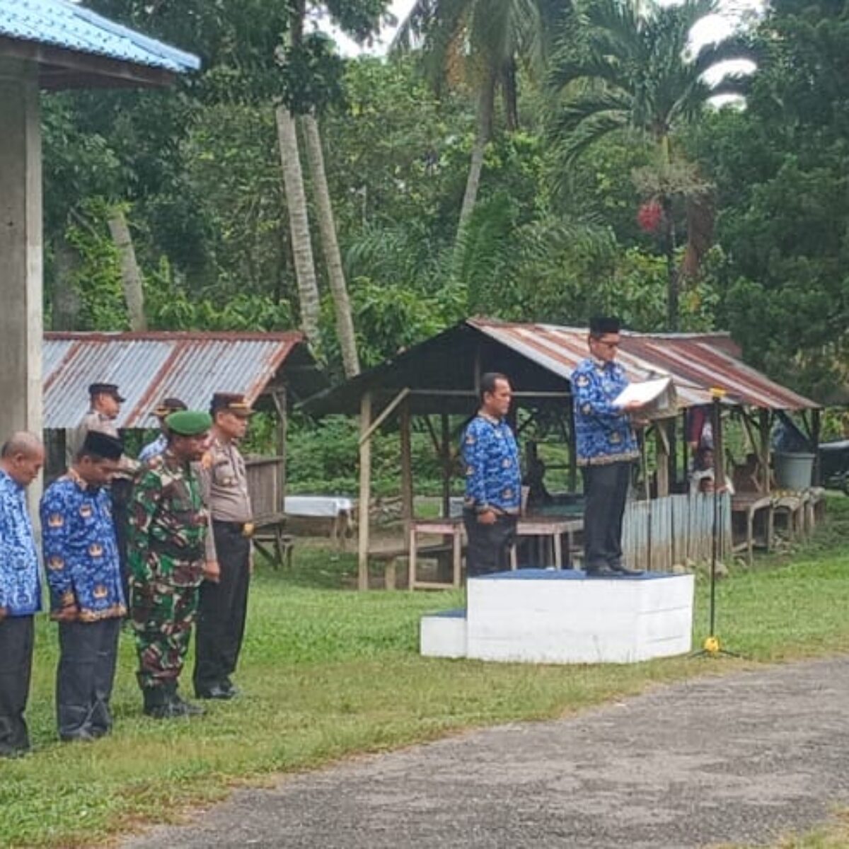 Pelaksanaan upacara hari lahir Pancasila di Siabu Madina, Sabtu (1/6/2024). (Suhartono/kabarterdepan.com)