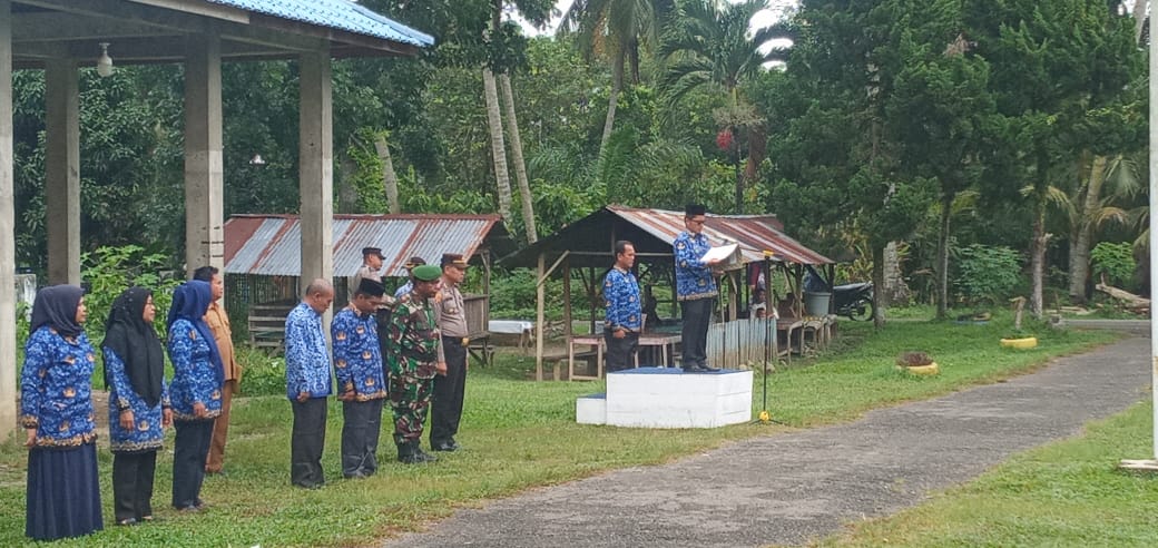 Pelaksanaan upacara hari lahir Pancasila di Siabu Madina, Sabtu (1/6/2024). (Suhartono/kabarterdepan.com) 
