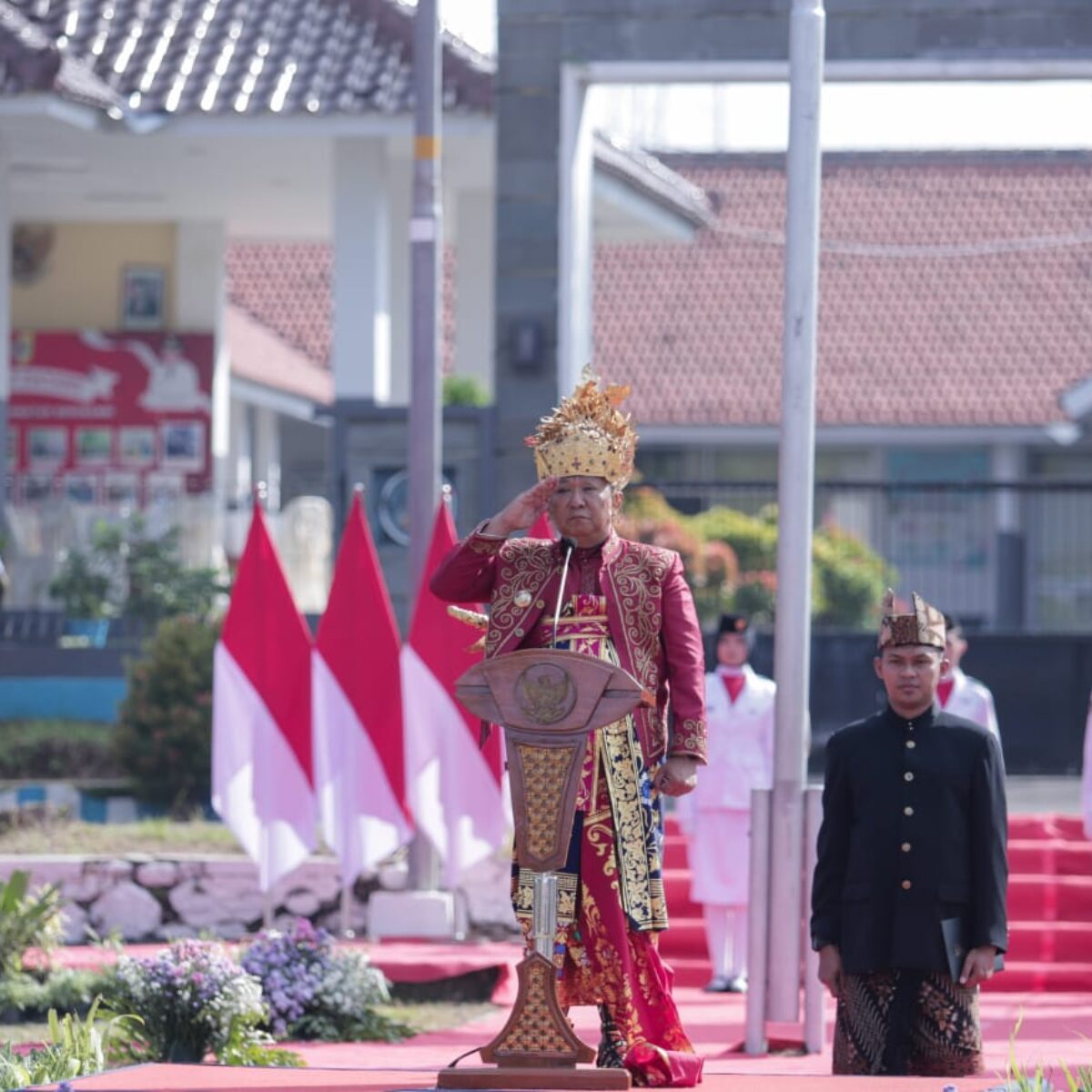 IMG 20240601 WA0109 1 Bupati Jember saat menjadi inspektur upacara hari lahir Pancasila, Sabtu (1/6/2024). (Lana/kabarterdepan.com)