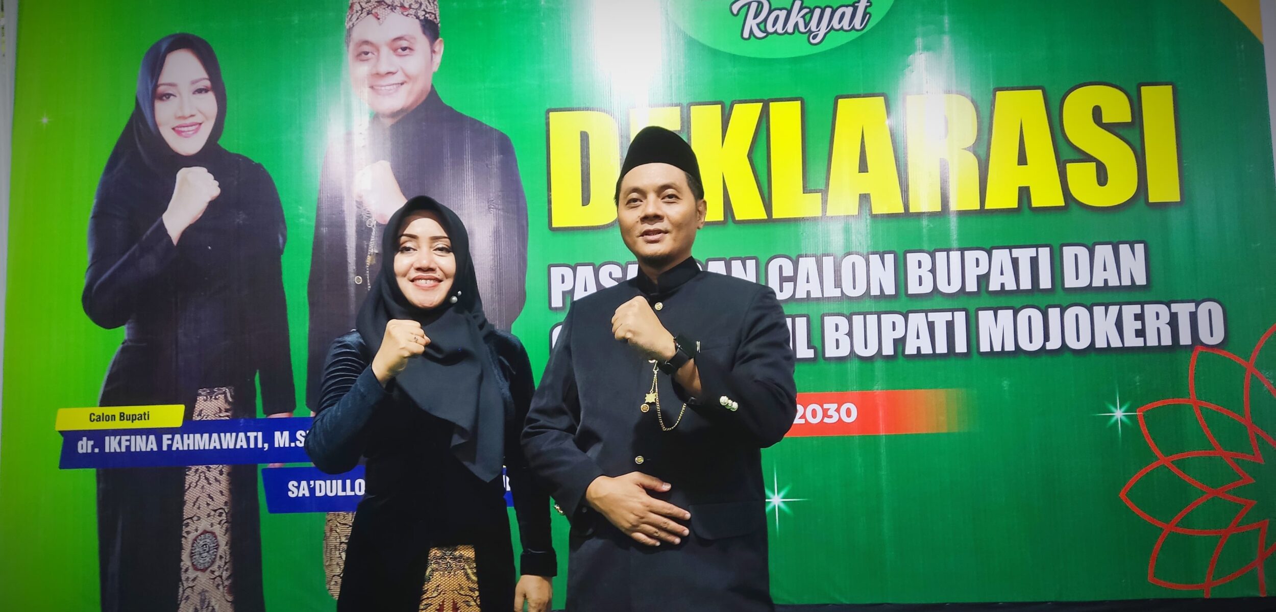Ikfina Fahmawati dan Gus Dulloh saat deklarasi pasangan Idola Rakyat