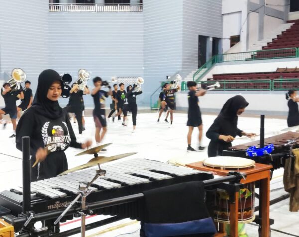 Target Juara Umum, Tim Drumband PON Jatim Fokus Latihan LUG dan LBB