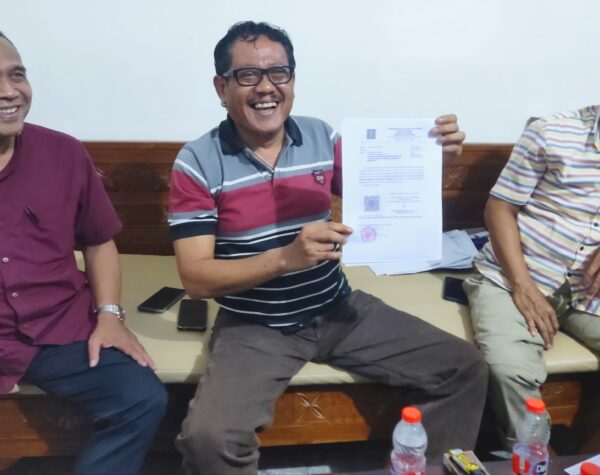 Dualisme Berebut Kepemimpinan Kampus UBS PPNI Mojokerto, Siapa yang Berhak?