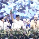 Ribuan Jemaah Berselawat Bersama Habib Syech di Kota Mojokerto