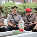 Peringati HUT Ke-78 Bhayangkara, Polres Batu Gelar Ziarah ke Makam Pahlawan