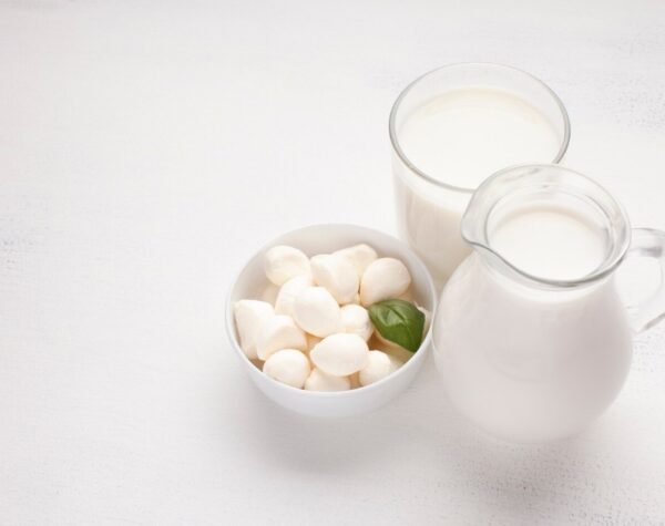 Harga Bahan Pokok Mojokerto Terbaru: Susu Bubuk Naik, Ayam Kampung Turun