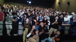 Membludak! Ratusan Penonton Mojokerto Antusias Meet and Greet Bareng Pemeran Film Sekawan Limo