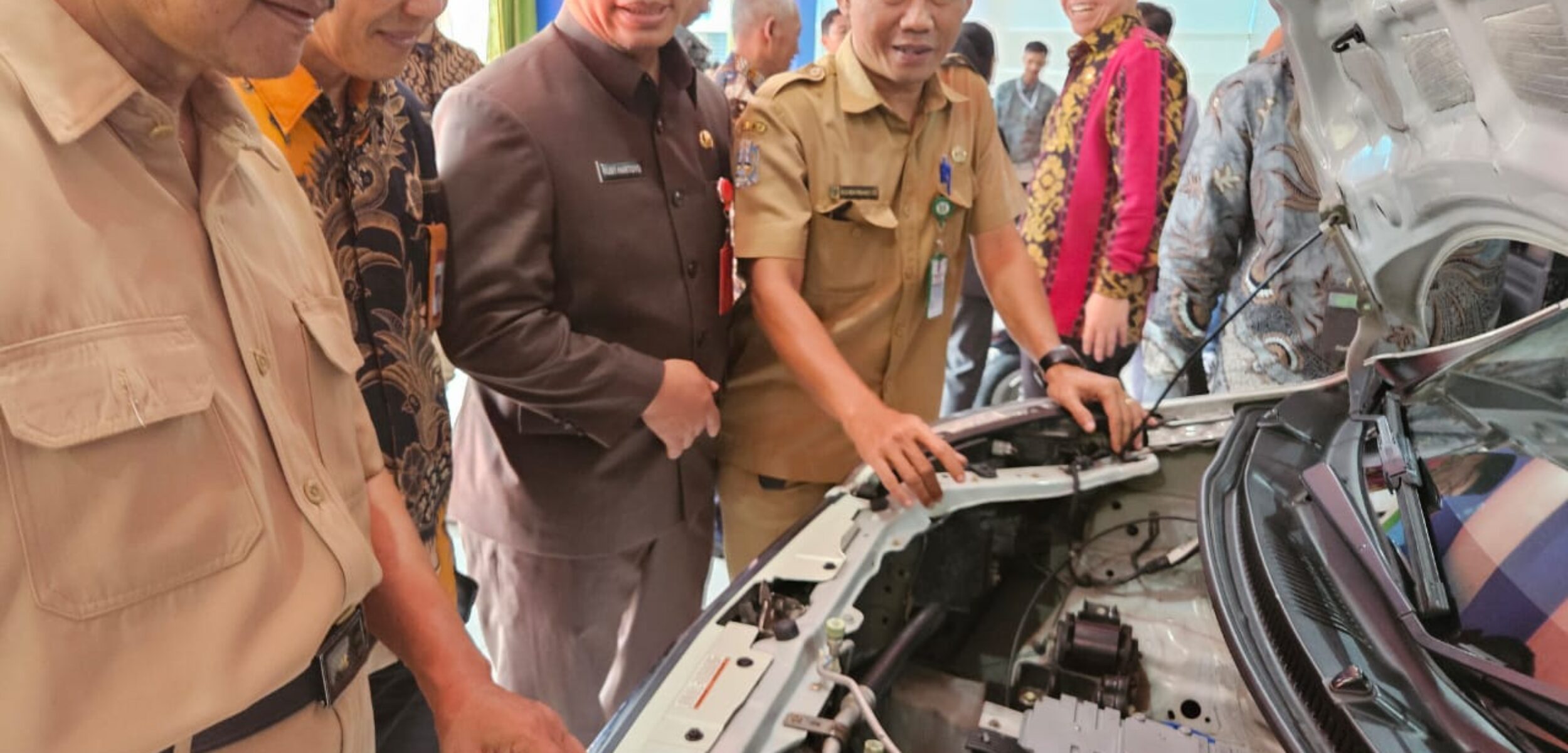 Keren! Pelajar SMK di Kota Mojokerto Sukses Konversi Mobil Listrik Ramah Lingkungan