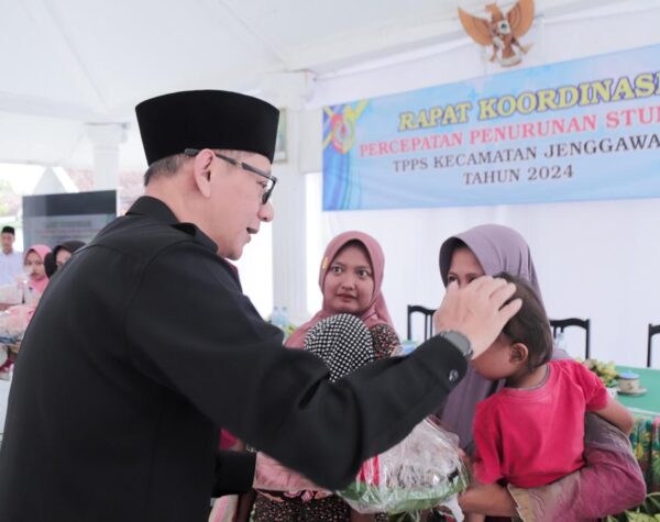 Harganas Ke-31, Wabup Jember Distribusikan PMT Cegah Stunting