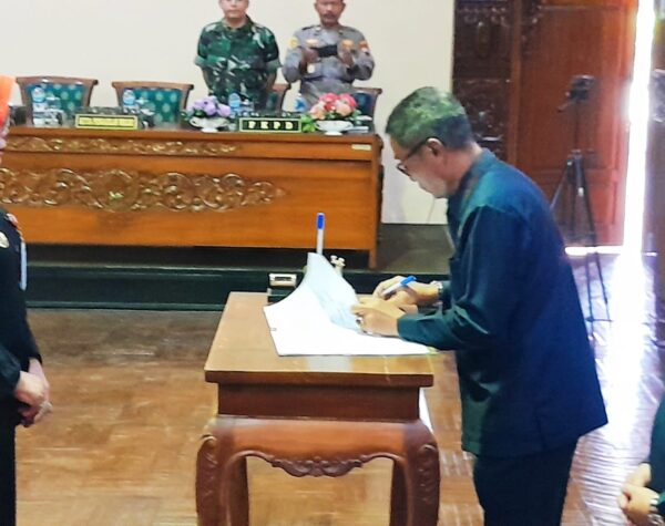 Raperda RPJPD 2025 – 2045 Disetujui DPRD, Begini Tanggapan Bupati Grobogan