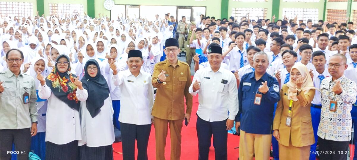 IMG 20240716 WA0080 1 Wabup Jember sosialisasi edukasi edukasi di hadapan siswa SMA. (Lana/kabarterdepan.com)
