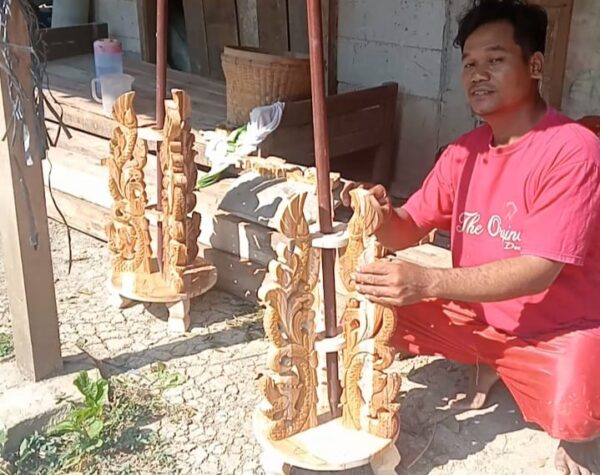 Menengok Pelestarian Budaya Jawa Ala UMKM Ukir Kayu di Sragen