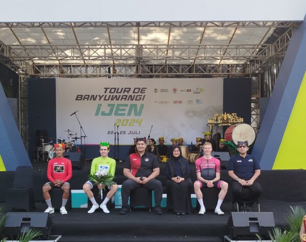 Menpora Puji Gelaran International Tour de Banyuwangi Ijen: Yang Terbaik di Indonesia