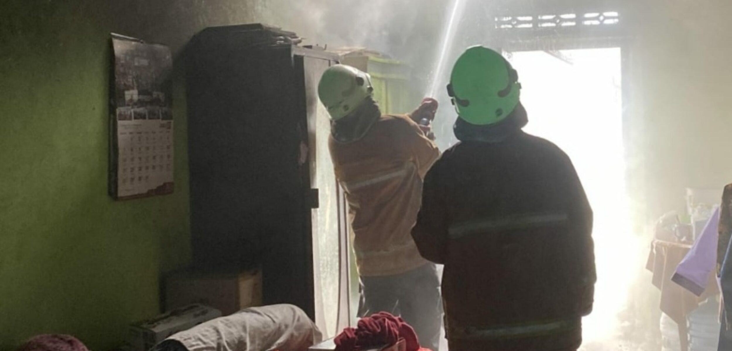 Kondisi rumah yang terbakar. (Andy/kabarterdepan.com)