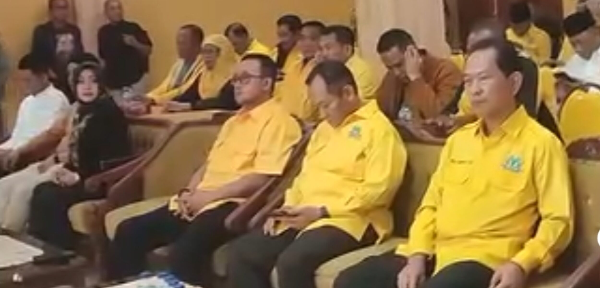 Termasuk Ikfina-Gus Dulloh, 12 Bacakada Jatim ini Terima Surat Tugas hingga SK dari Golkar