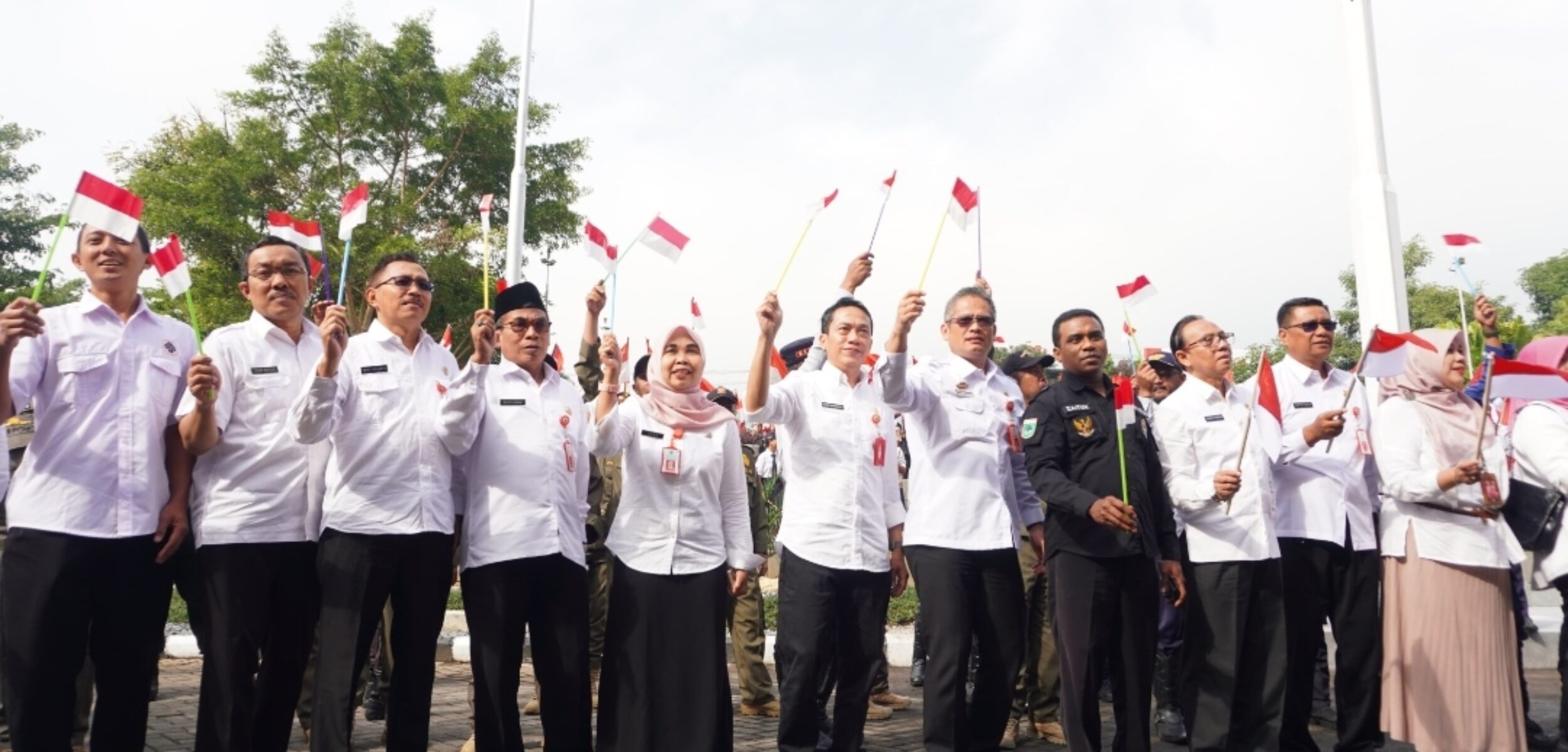 Apel Pemasangan Bendera Merah Putih dalam rangka menyambut HUT RI ke-79 di Balaikota Among Tani, Pemkot Batu. (Yan/kabarterdepan.com)
