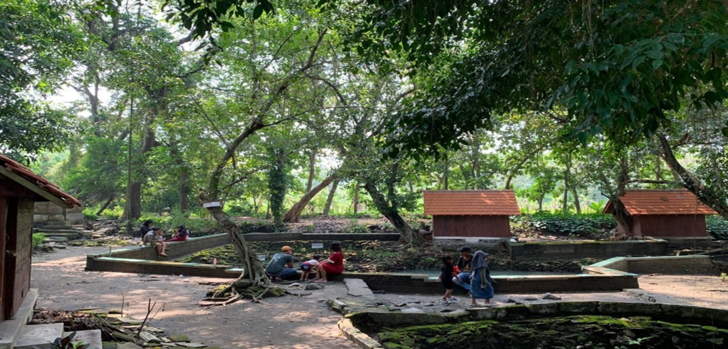 Sendang Made Gunung Pucangan Jombang Foto Dwi Tantriana
