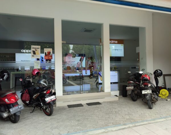 Pecinta Samsung dan Realme Merapat! Ada Promo Khusus Bulan Ini di Taracell Mojokerto