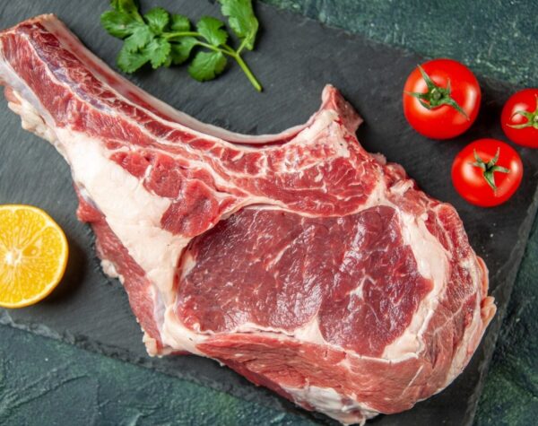 Daging Sapi Paha Belakang, Dibanderol Harga Rp 105 Ribu di Gresik