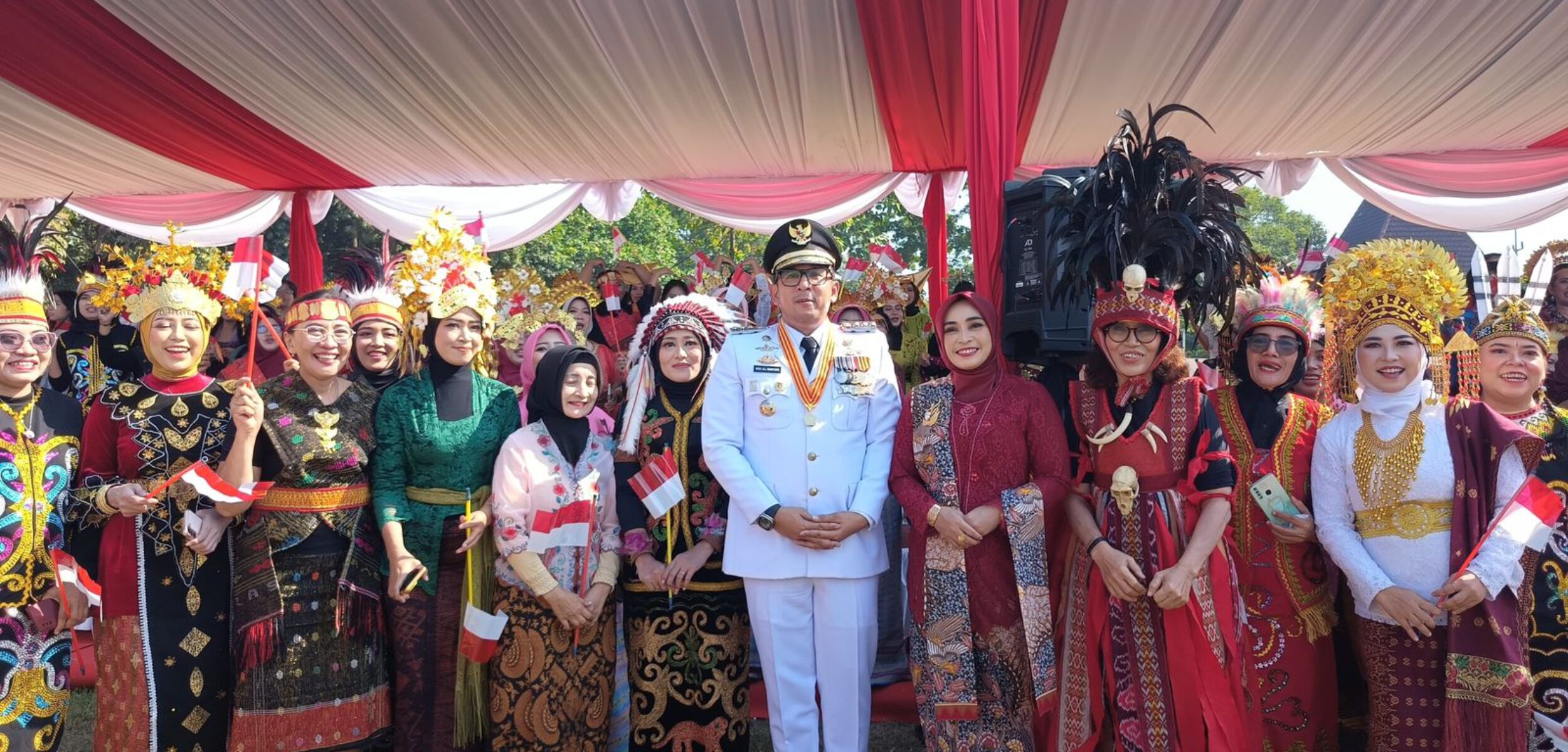 01560242 8ABE 4213 9BCD E7235C2FAF5F